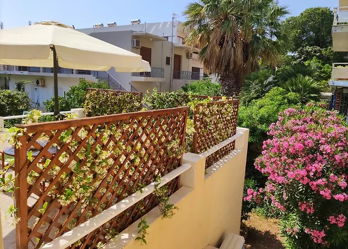 Italian Flair With A View Appartement
