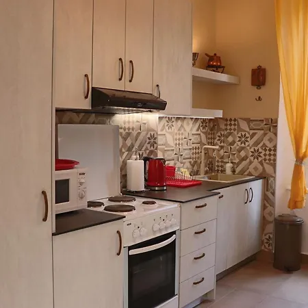 Διαμέρισμα Italian Flair With A View