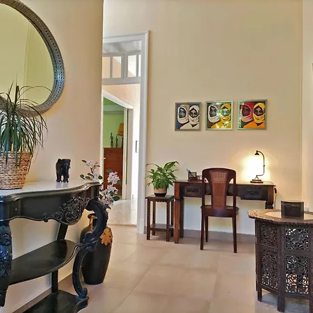 Italian Flair With A View עיר רודוס