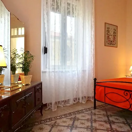 Italian Flair With A View עיר רודוס