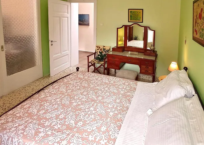 アパート Italian Flair With A View *